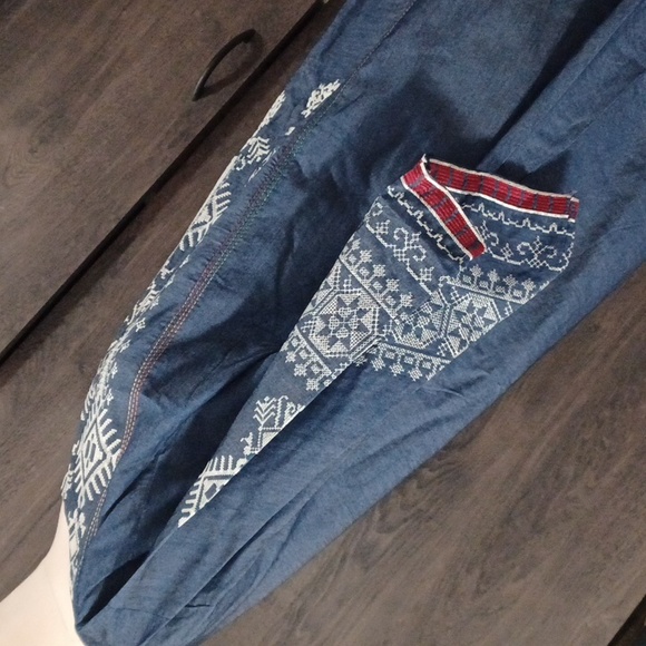 Dada Potta Collection Top - Picture 2 of 4